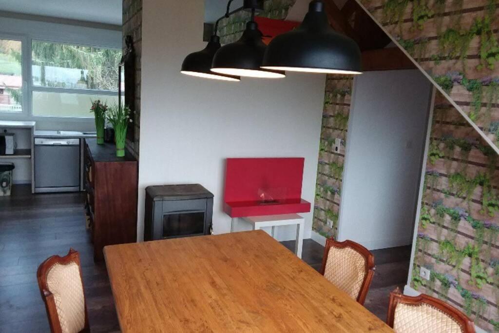 Appartement Lumineux, Calme Et Panoramique !! Pouligney-Lusans Esterno foto